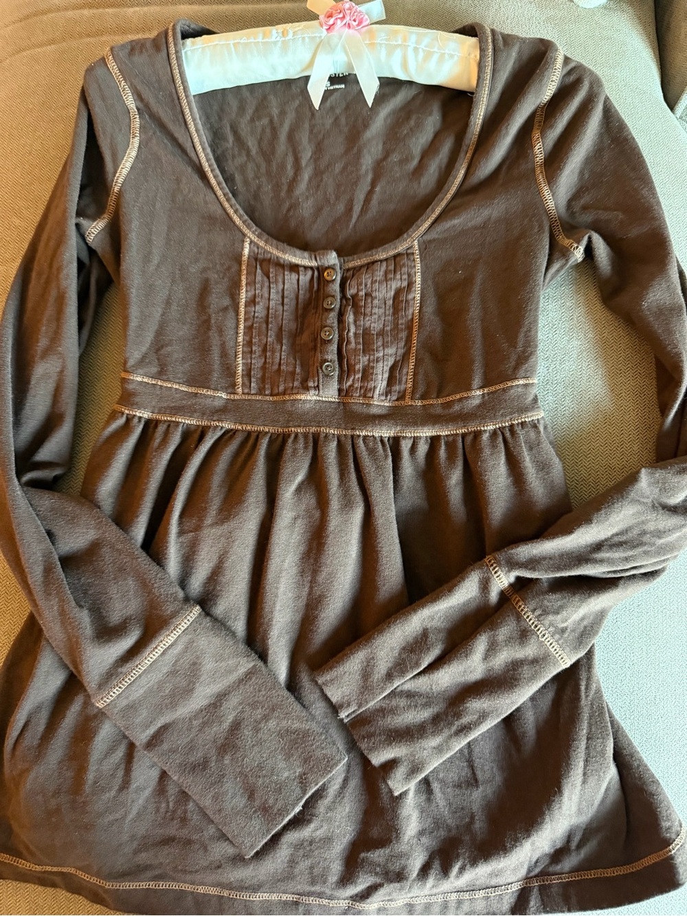 Hollister Brown Long-Sleeve Babydoll Top Small
